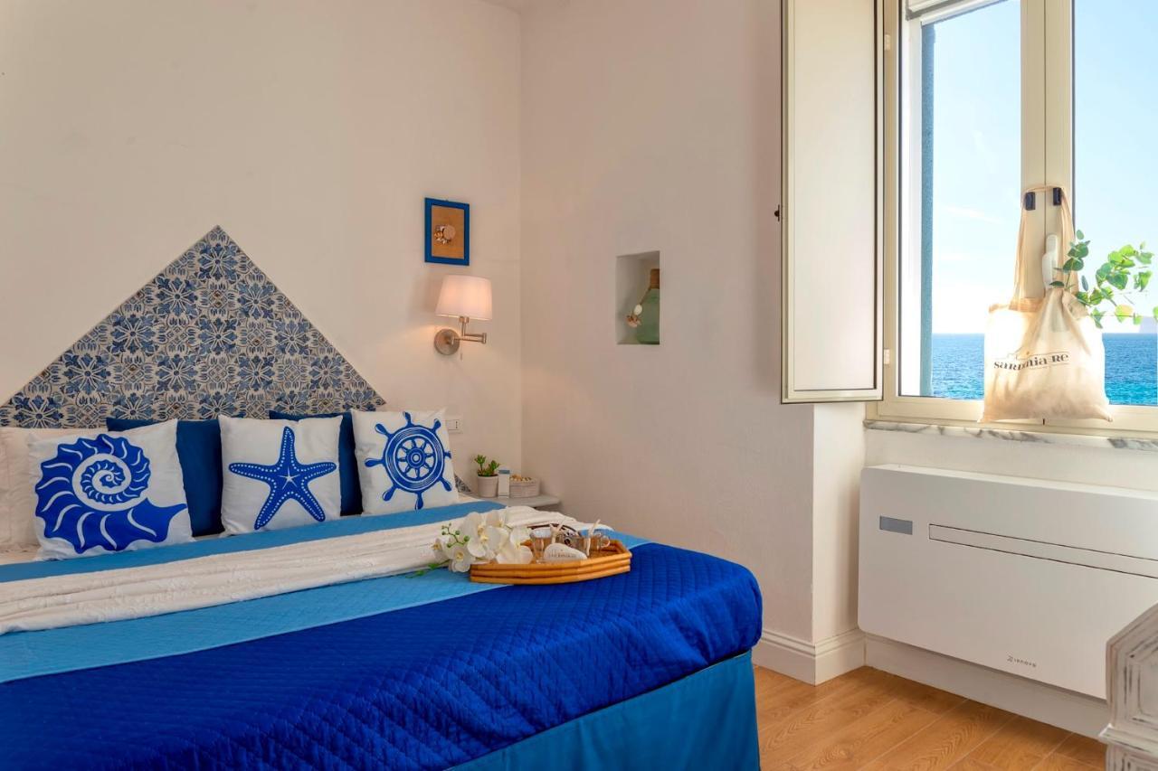Sardinia Re - Sea View Casa Sole Apartment อาลเกโร ภายนอก รูปภาพ