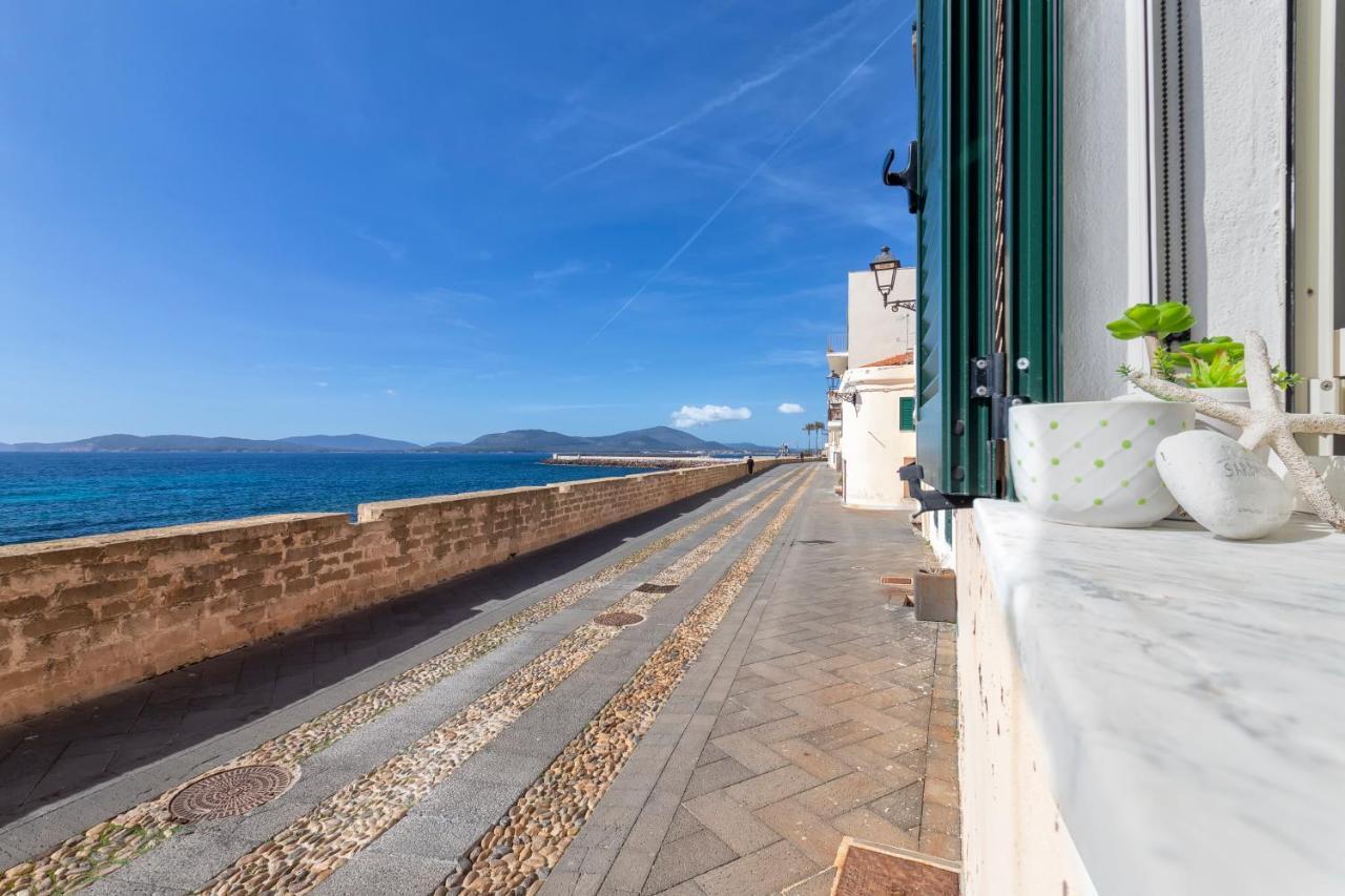 Sardinia Re - Sea View Casa Sole Apartment อาลเกโร ภายนอก รูปภาพ